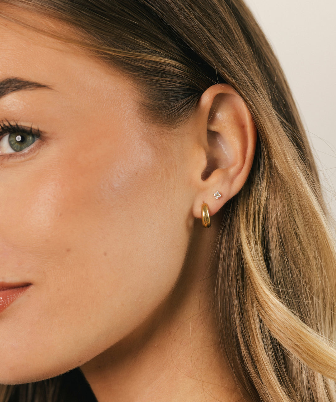 Clover CZ Flat Back Stud
