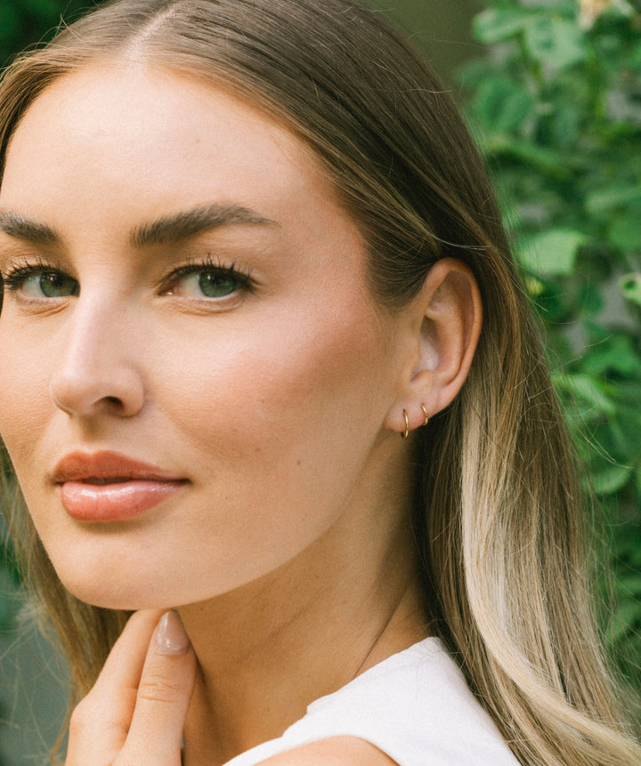 Essential Clicker Hoop Earring