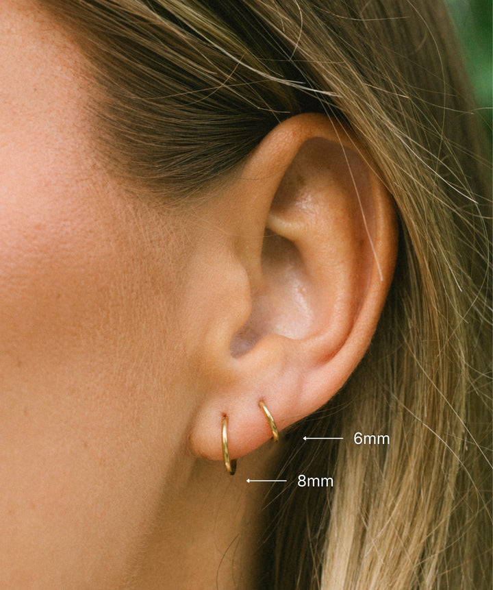 Essential Clicker Hoop Earring