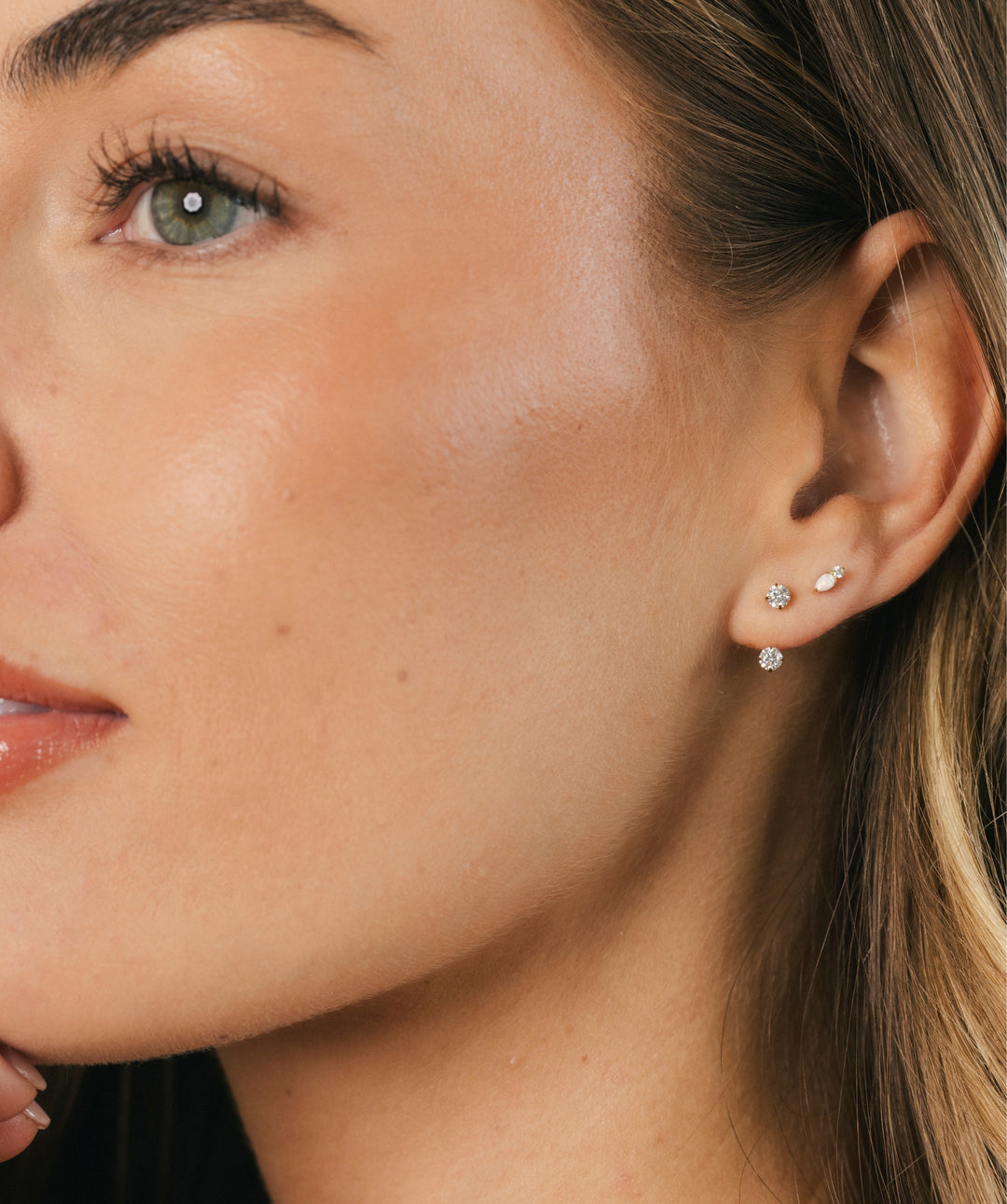 Glimmer Opal Flat Back Stud
